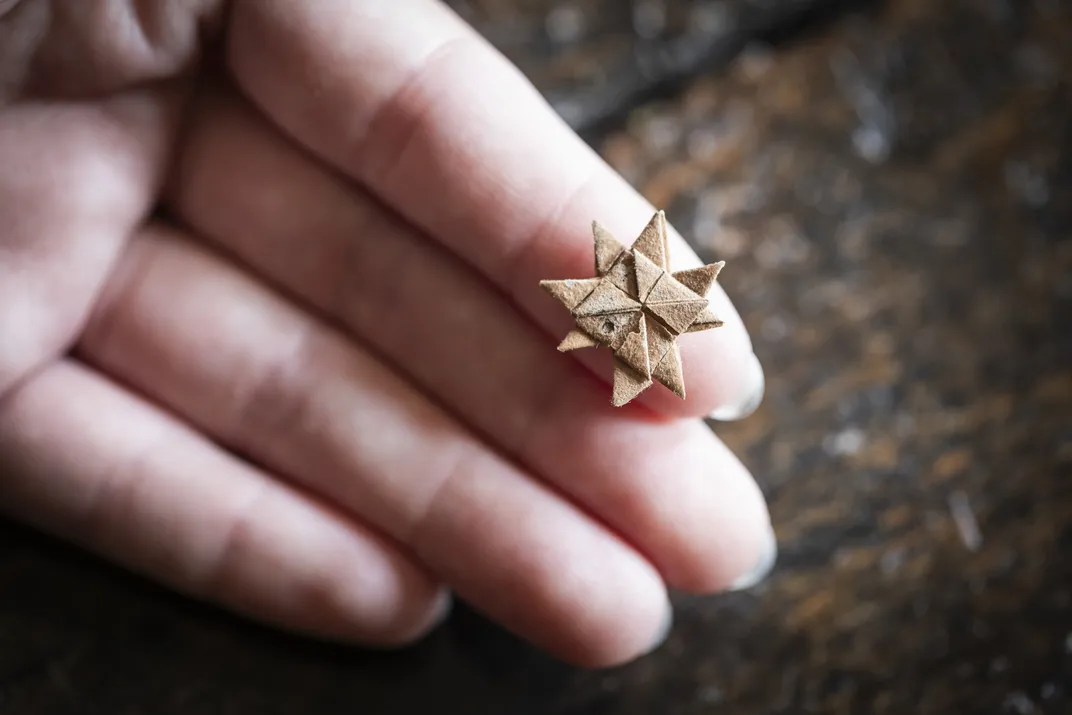 Folded star